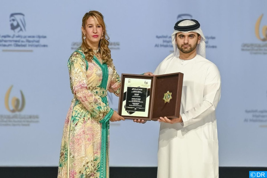 Dubaï: L'arbitre marocaine Bouchra Karboubi reçoit le Prix Cheikh Mohammed bin Rashid pour la créativité sportive