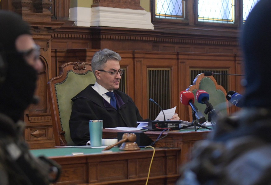 الحكم على الرئيس السابق للاتحاد المجري للسباحة بتهمة الاغتيال 