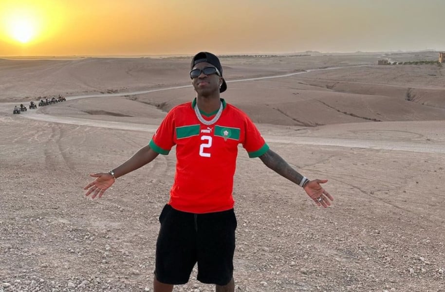 فينيسيوس جونيور يستمتع بإجازته في المغرب  