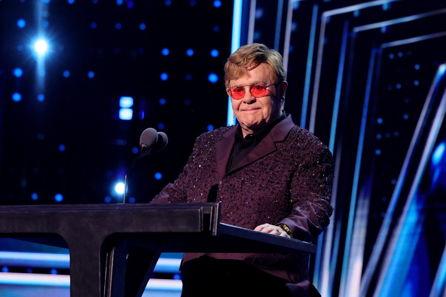 8 millions de dollars pour une collection Elton John lors d'une soirée d'enchères à New York