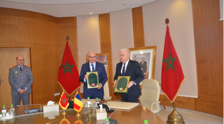 Abdetif Loudyi reçoit le ministre roumain de la Défense Nationale