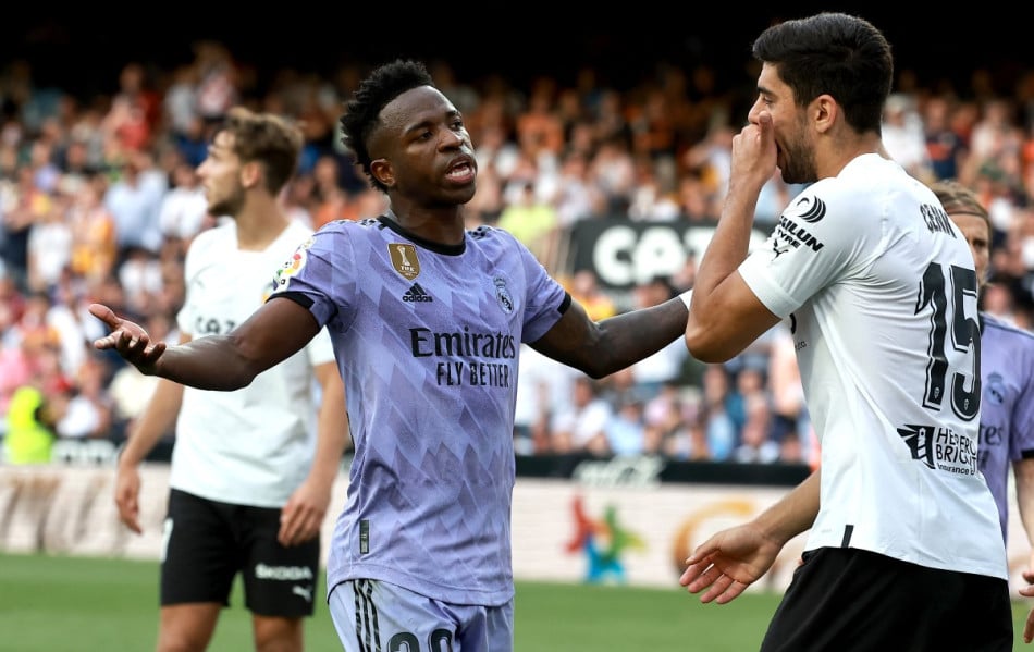 Espagne: trois supporters condamnés à huit mois de prison pour insultes racistes envers Vinicius