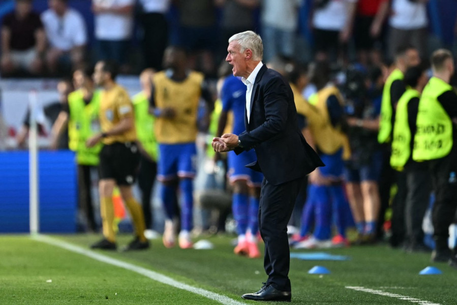 Euro-2024/France: Deschamps, gare aux secousses