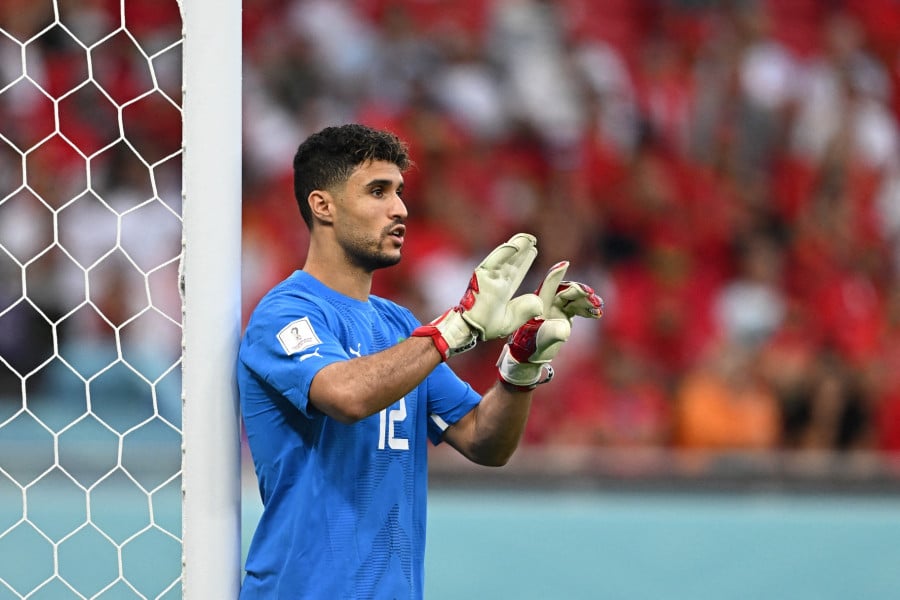 الحارس الدولي محمدي ينتقل إلى نهضة بركان