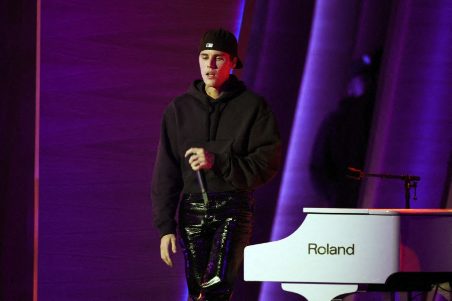 Justin Bieber chante à Bombay pour un somptueux gala prénuptial