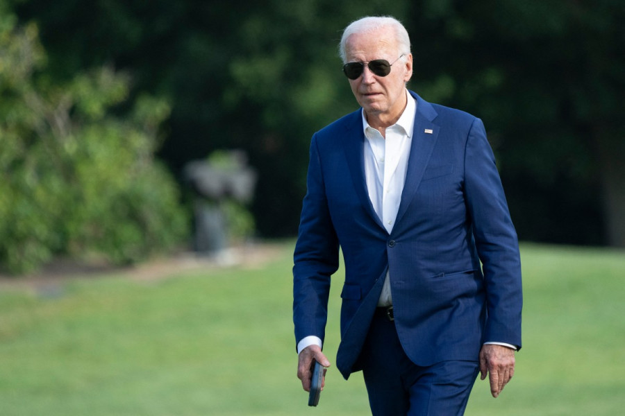 USA: Biden, plus déterminé que jamais, exhorte son parti à "se rassembler" autour de lui