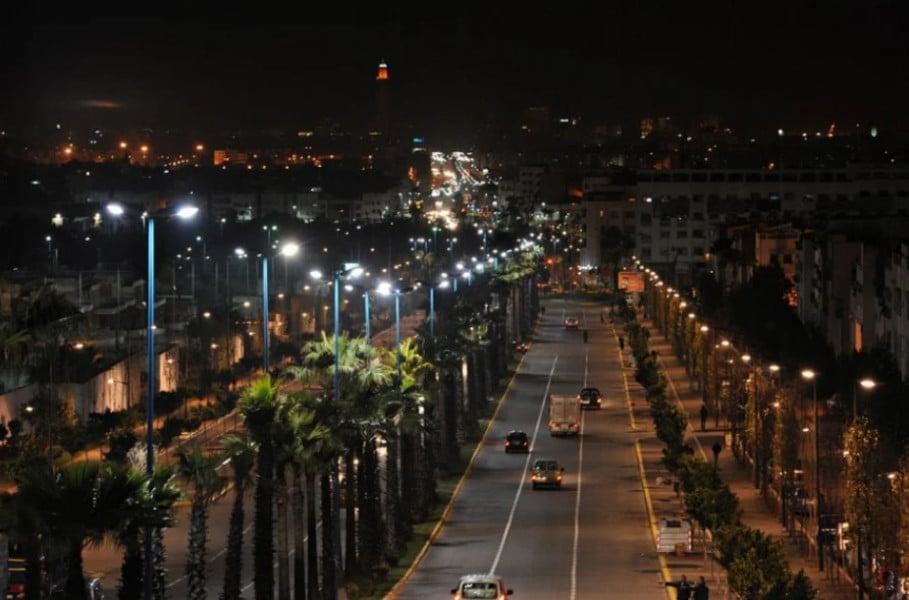 فتح تحقيق في احتمال إغراق السوق الوطنية بمصابيح صينية