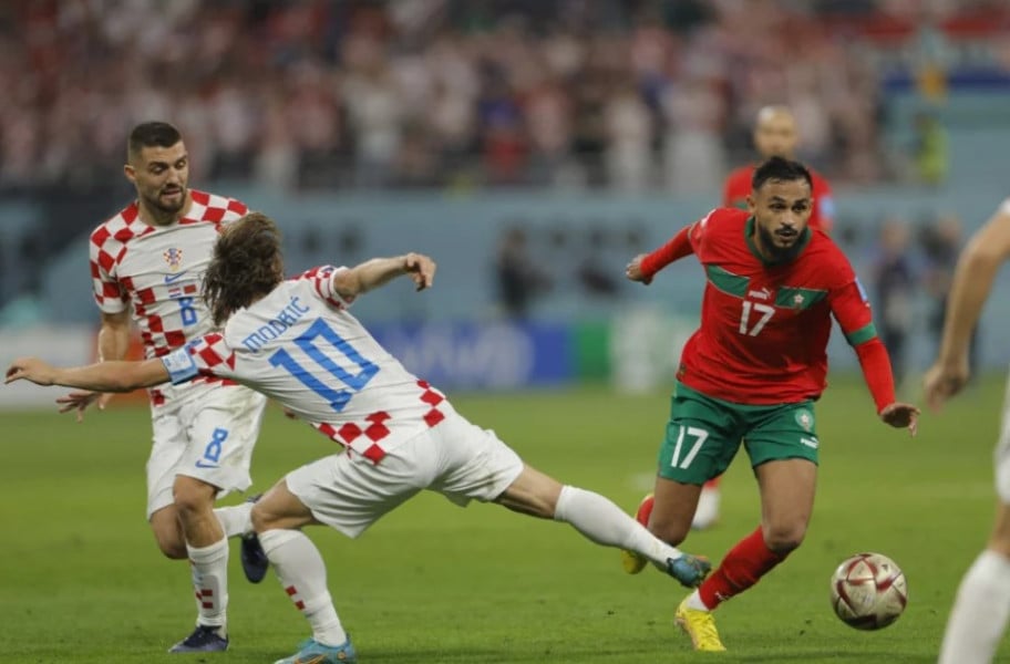 سفيان بوفال ينتقل إلى الدوري البلجيكي