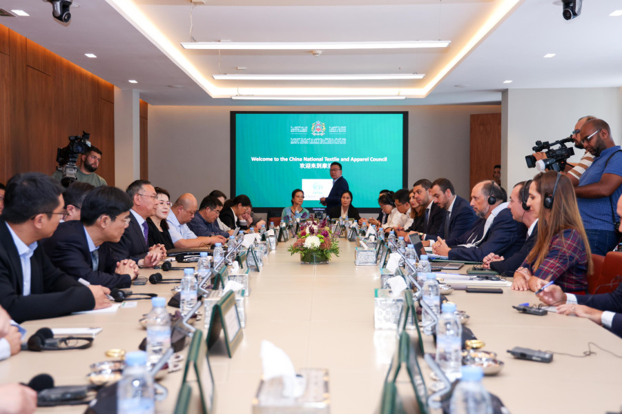 M. Jazouli reçoit une délégation du Conseil National Chinois du Textile et de l'Habillement