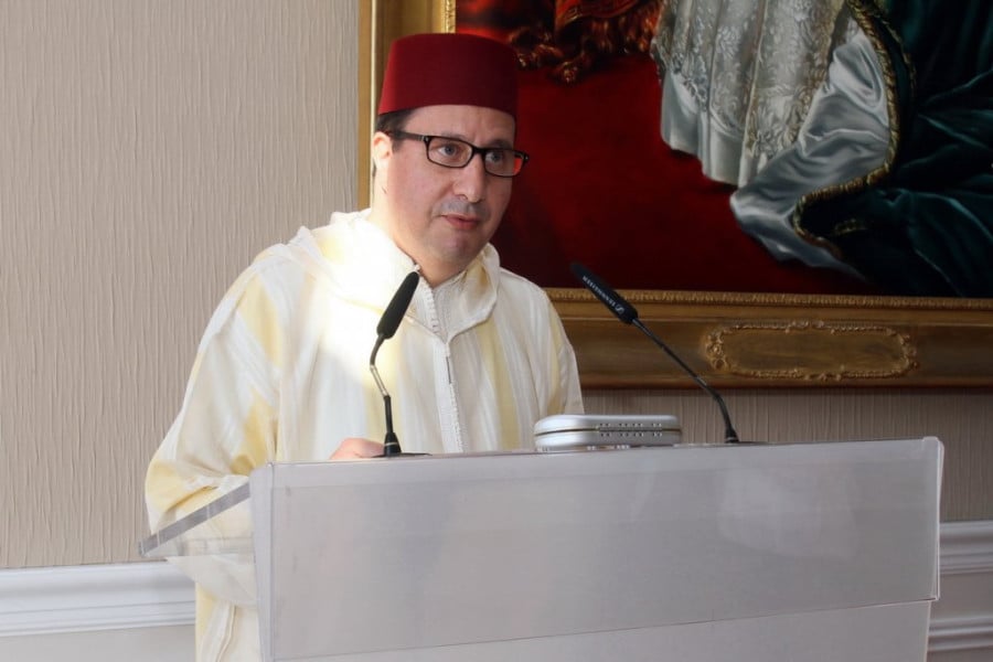 من هو يونس الديغوسي الذي عينه جلالة الملك سفيرا لدى سانت لوسيا؟