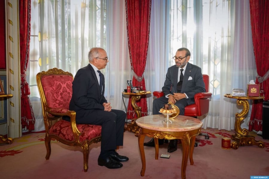 SM le Roi et Benmoussa