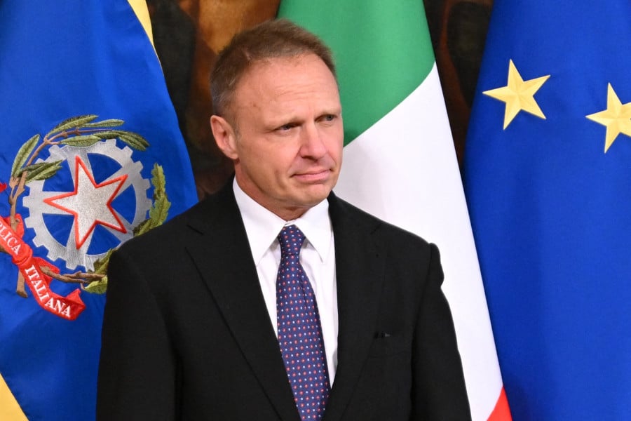  Francesco Lollobrigida