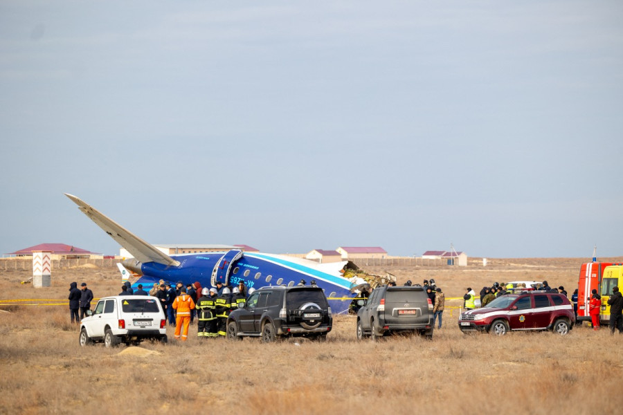 Un avion d'Azerbaijan Airlines s'écrase au Kazakhstan, 38 morts