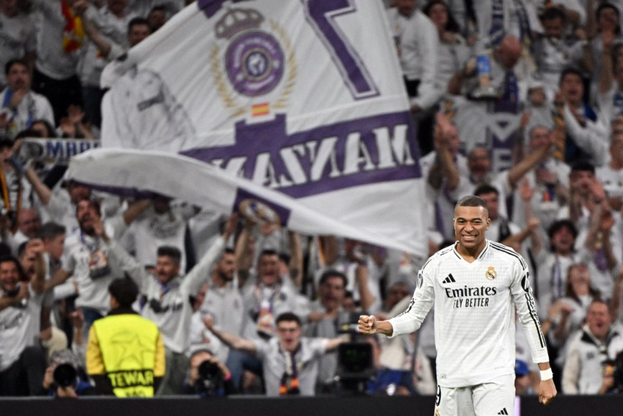 C1: "Je suis là pour marquer mon époque", affirme Mbappé après son triplé