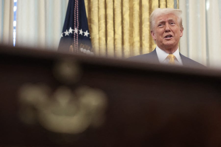 Trump remplace le chef d'état-major de l'armée américaine, le premier d'une série de mouvements