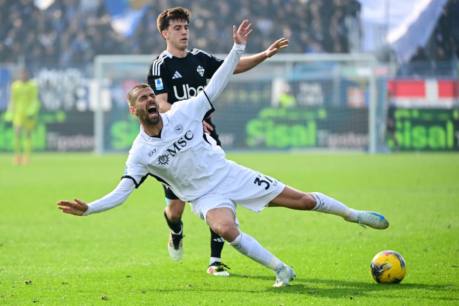 Como and Napoli 