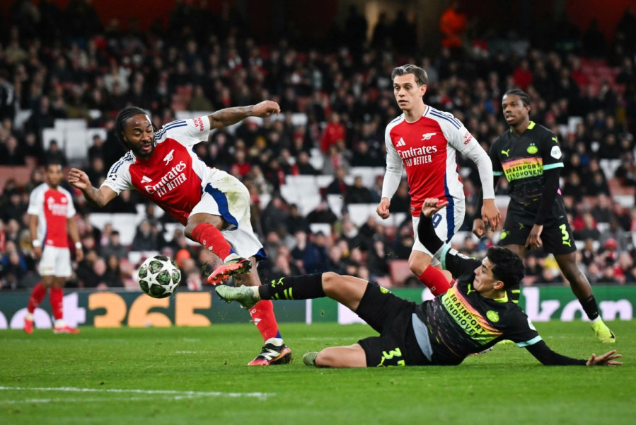  Arsenal and PSV Eindhoven