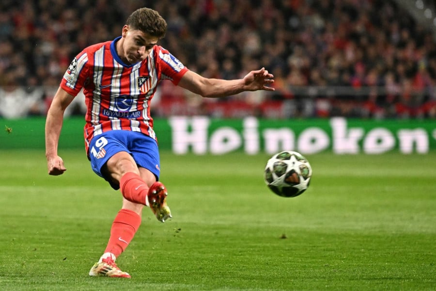 Liga: l'Atlético Madrid terrasse le Real avec un doublé d'Alvarez 