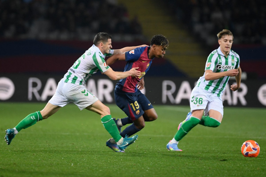 Le FC Barcelone accroché par le Betis Séville avant de recevoir Dortmund