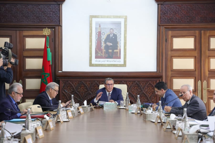 الأخطار المهنية .. الحكومة تصادق على حماية وتعويض موظفي الصحة