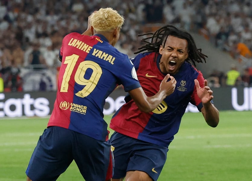 FC Barcelone: gagner la Ligue des champions, "pas une obsession" mais "notre objectif", affirme Koundé