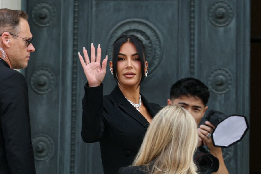 Au procès du braquage de Kim Kardashian, la défense attaque une accusation "faible" et "fantaisiste"
