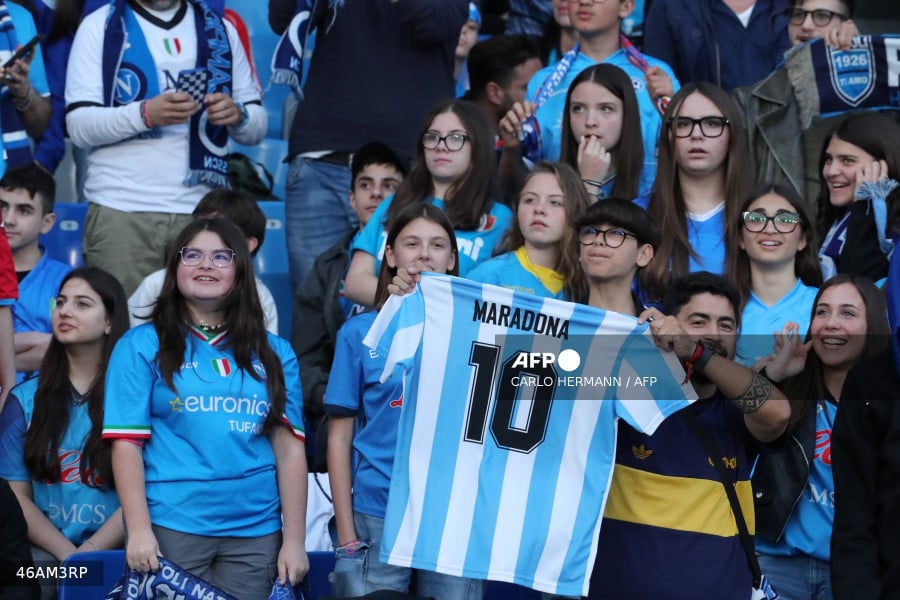 napoli maradona