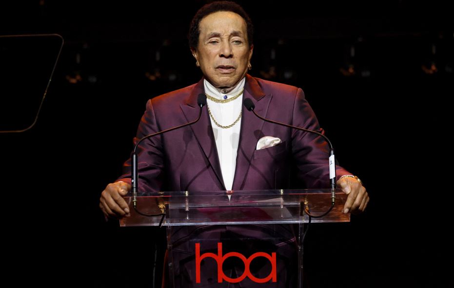  سموكي روبنسون  -  Smokey Robinson