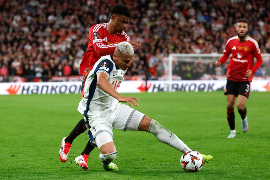 Ligue Europa: le Manchester United de Mazraoui perd le titre face à Tottenham