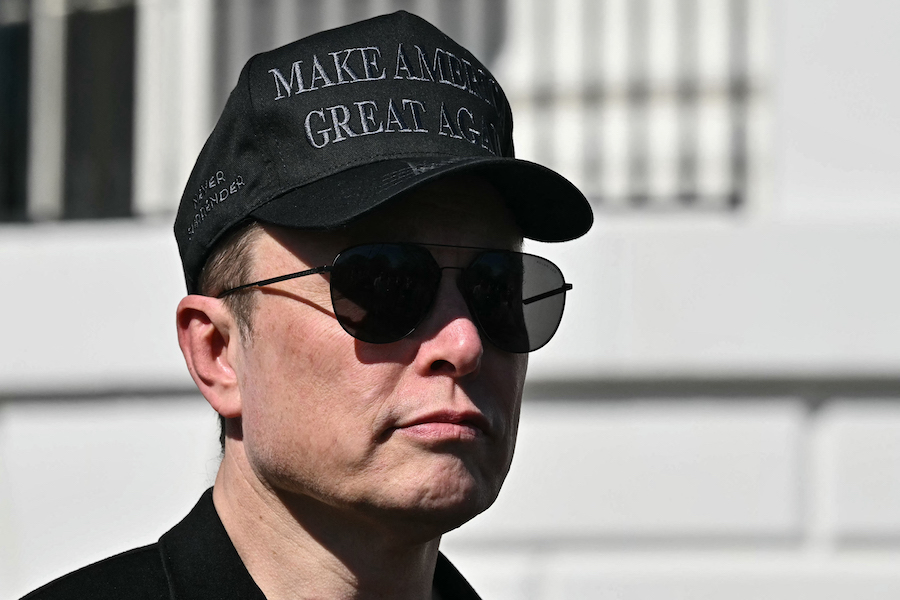 Grokipedia, l'encyclopédie d'Elon Musk, s'appuie sur des sources "discutables", selon une étude