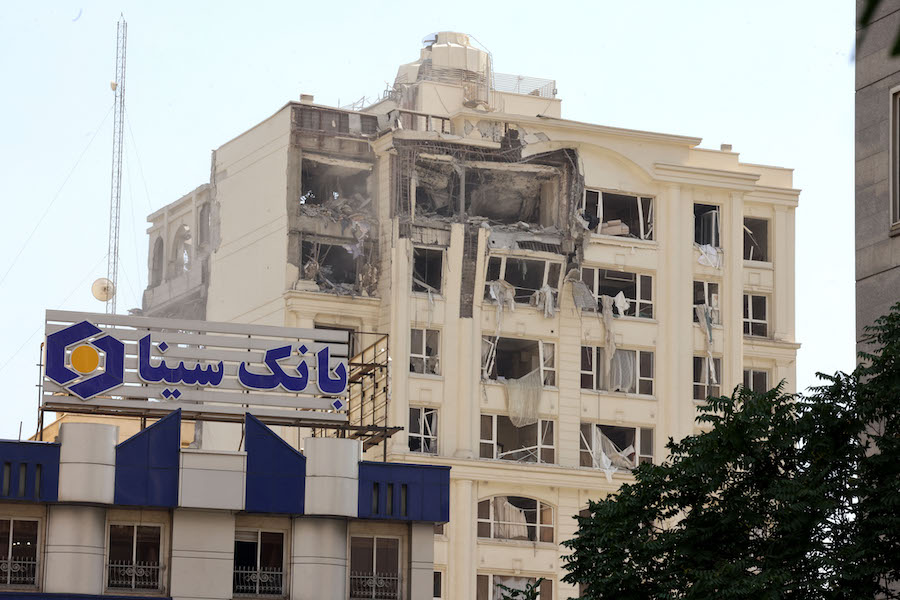 Iran: une "énorme explosion" entendue à Ispahan dans le centre du pays
