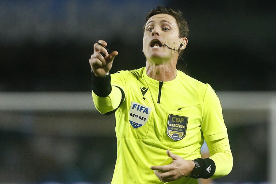 Manchester City-Wydad : le Brésilien Ramon Abatti au sifflet