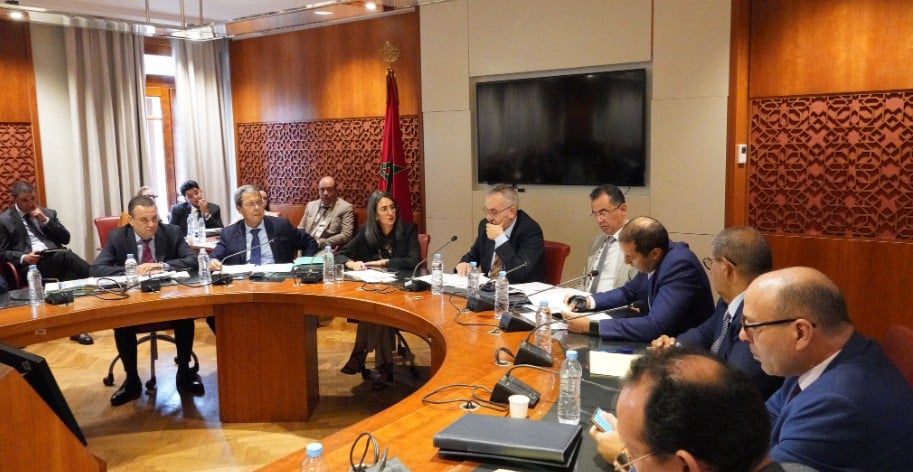 لجنة مراقبة المالية العامة والحكامة