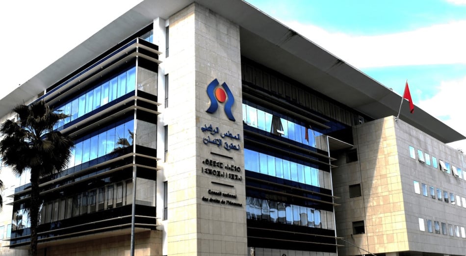 المجلس الوطني لحقوق الإنسان يقدم توضيحات حول "التطورات الخطيرة" التي شهدها اعتصام على سطح خزان مائي شاهق