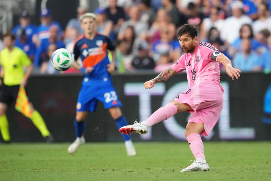Football: Lionel Messi rachète le club catalan UE Cornellà