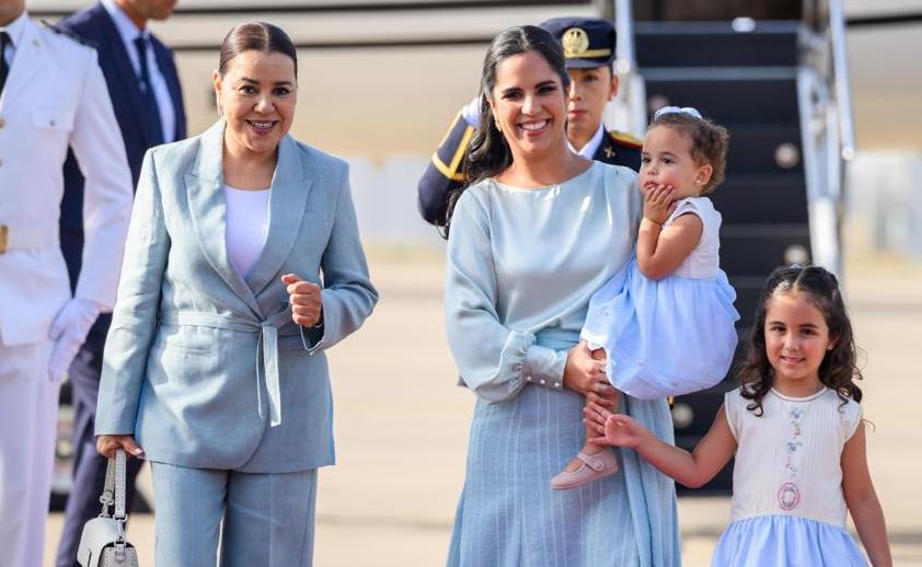 Arrivée au Maroc de la Première Dame de la République du Salvador Mme Gabriela Rodriguez De Bukele pour une visite de travail dans le Royaume
