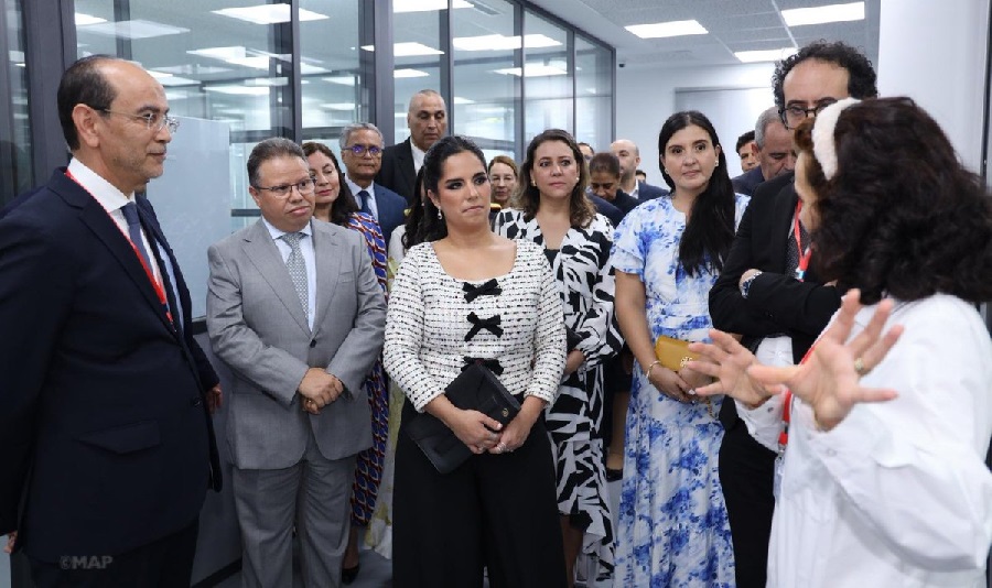 La Première Dame de la République du Salvador visite à Rabat le Centre Mohammed VI de la Recherche et de l’Innovation