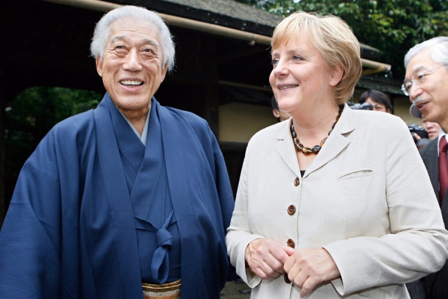 Sen Genshitsu et Merkel
