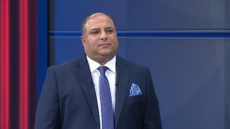 عصام العروسي، أستاذ العلاقات الدولية وتسوية النزاعات