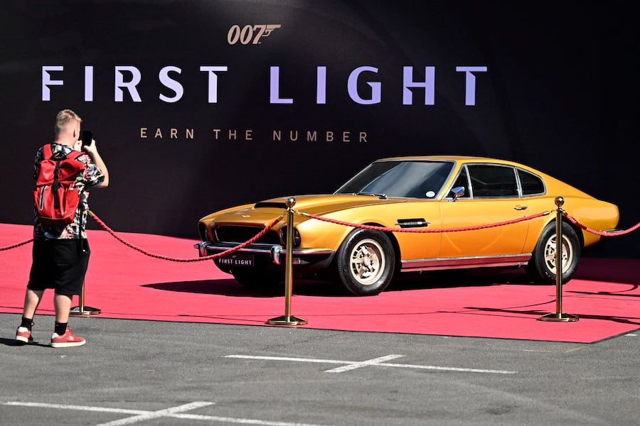 007 First Light