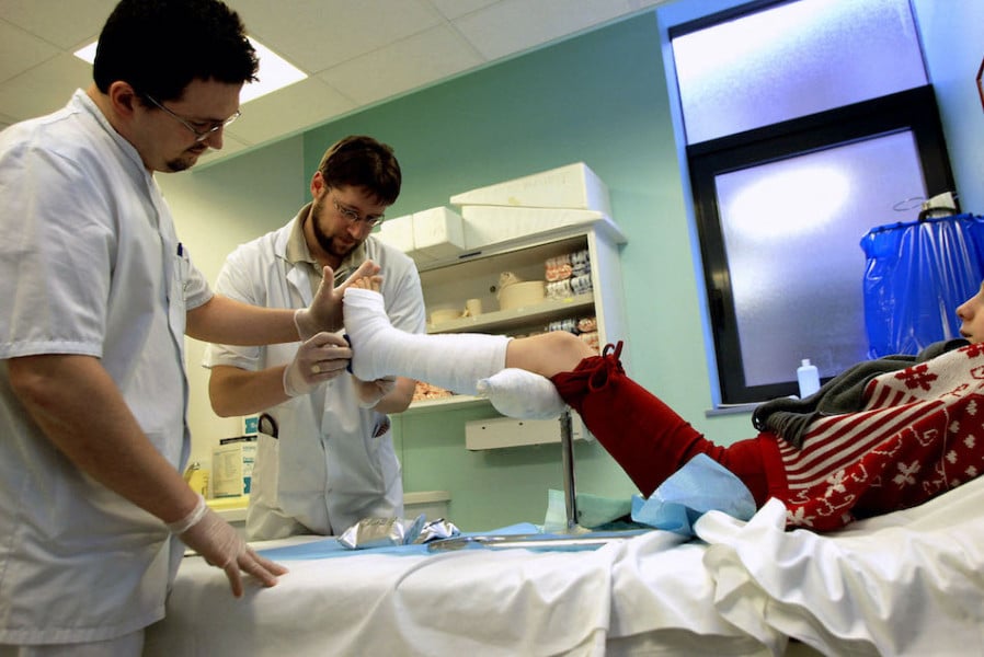 Chine: Une colle osseuse répare les fractures en quelques minutes