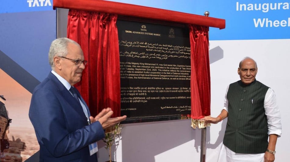 Inauguration à Berrechid de l’usine de fabrication des véhicules blindés de combat WhAP 8×8