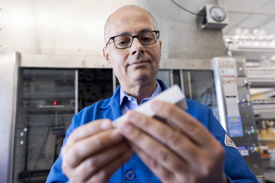De réfugié à Prix Nobel de chimie, Omar Yaghi rend hommage à la "force" de la science