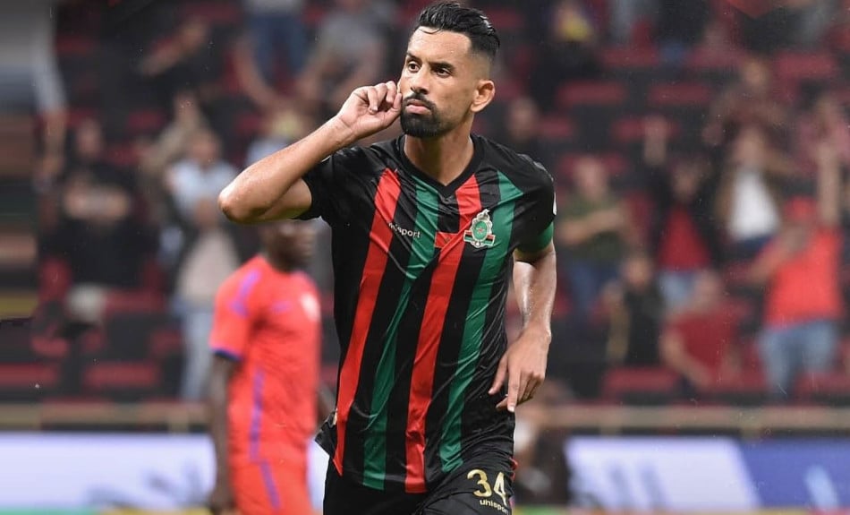 حريمات يقود فريق الجيش الملكي للفوز على أولمبيك الدشيرة