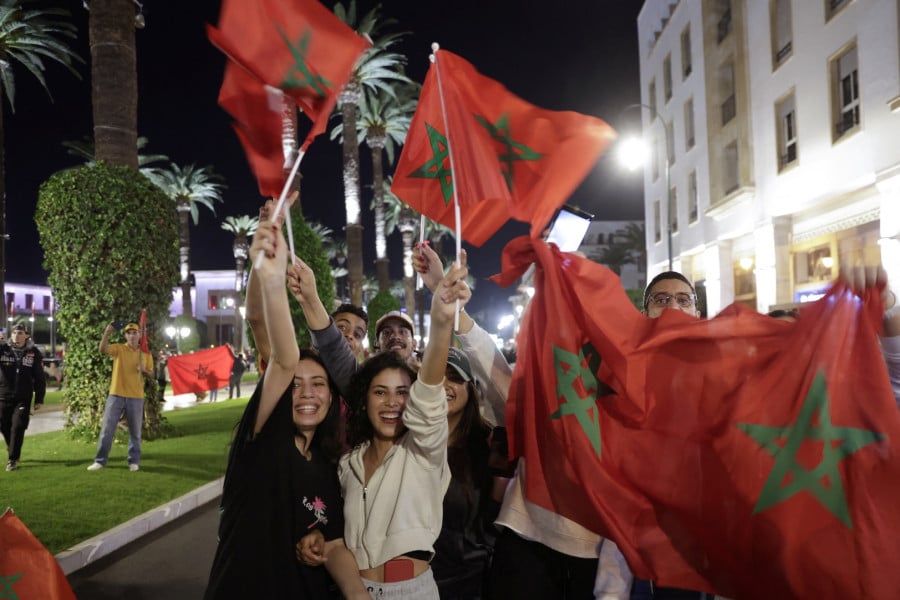 احتفالات عارمة بأكادير ابتهاجا بالقرار الأممي التاريخي حول الصحراء المغربية 