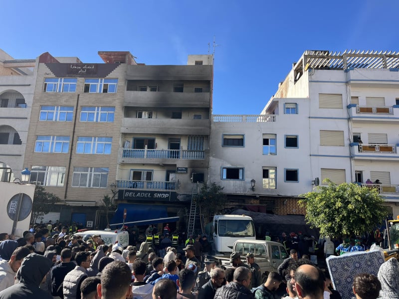 عمالة المضيق - الفنيدق.. مصرع 4 أشخاص في حادث اصطدام شاحنة ببنايتين
