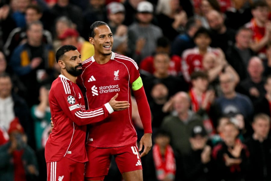 فان دايك يريد بقاء صلاح في ليفربول