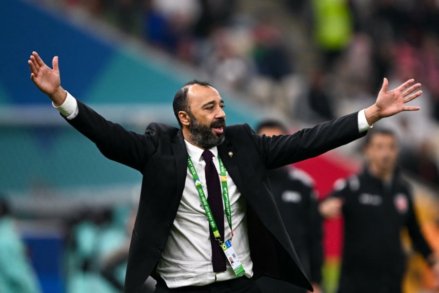 طارق السكتيوي مدربا للمنتخب العماني 
