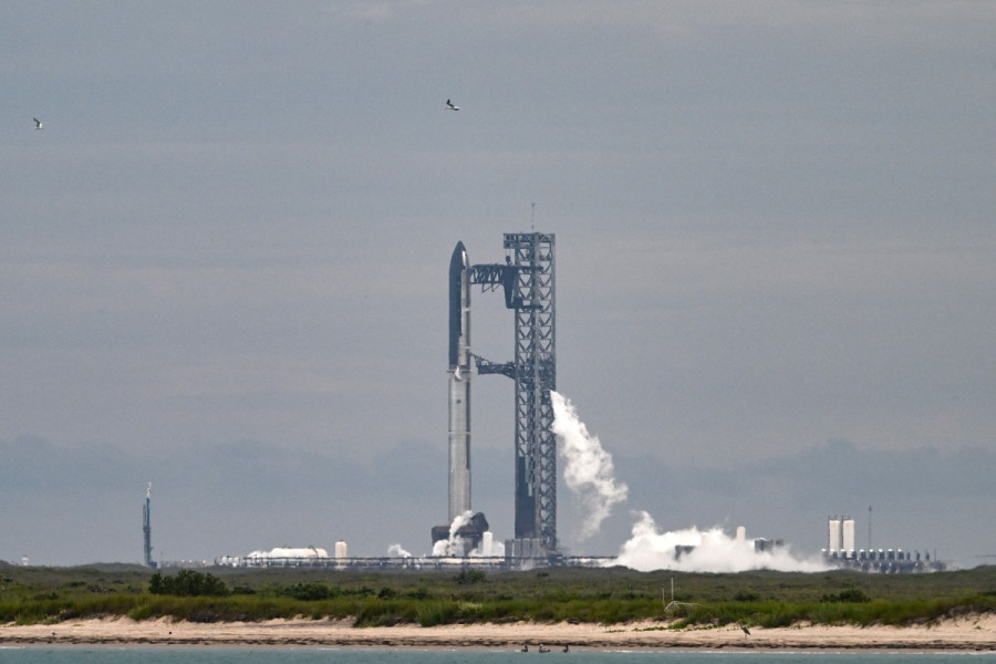 SpaceX donne la priorité à la Lune pour y établir une base, devant Mars