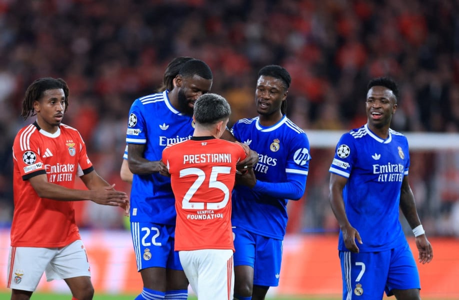 Accusé de racisme, le joueur argentin de Benfica Prestianni suspendu face au Real par l'UEFA